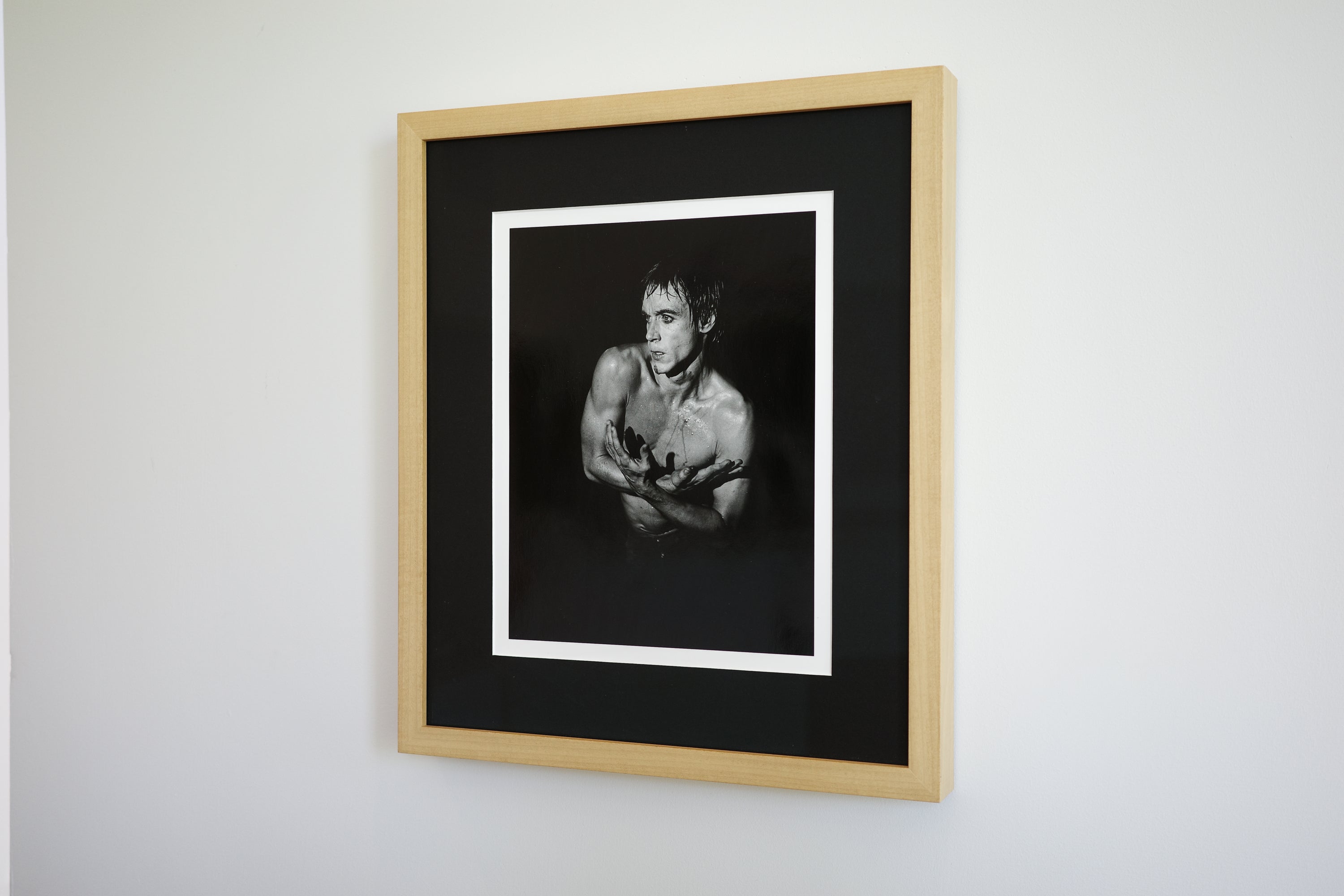 Iggy Pop – Silver Gelatin Photograph by Mats Bäcker (Framed, Signed, Edition of 400)
